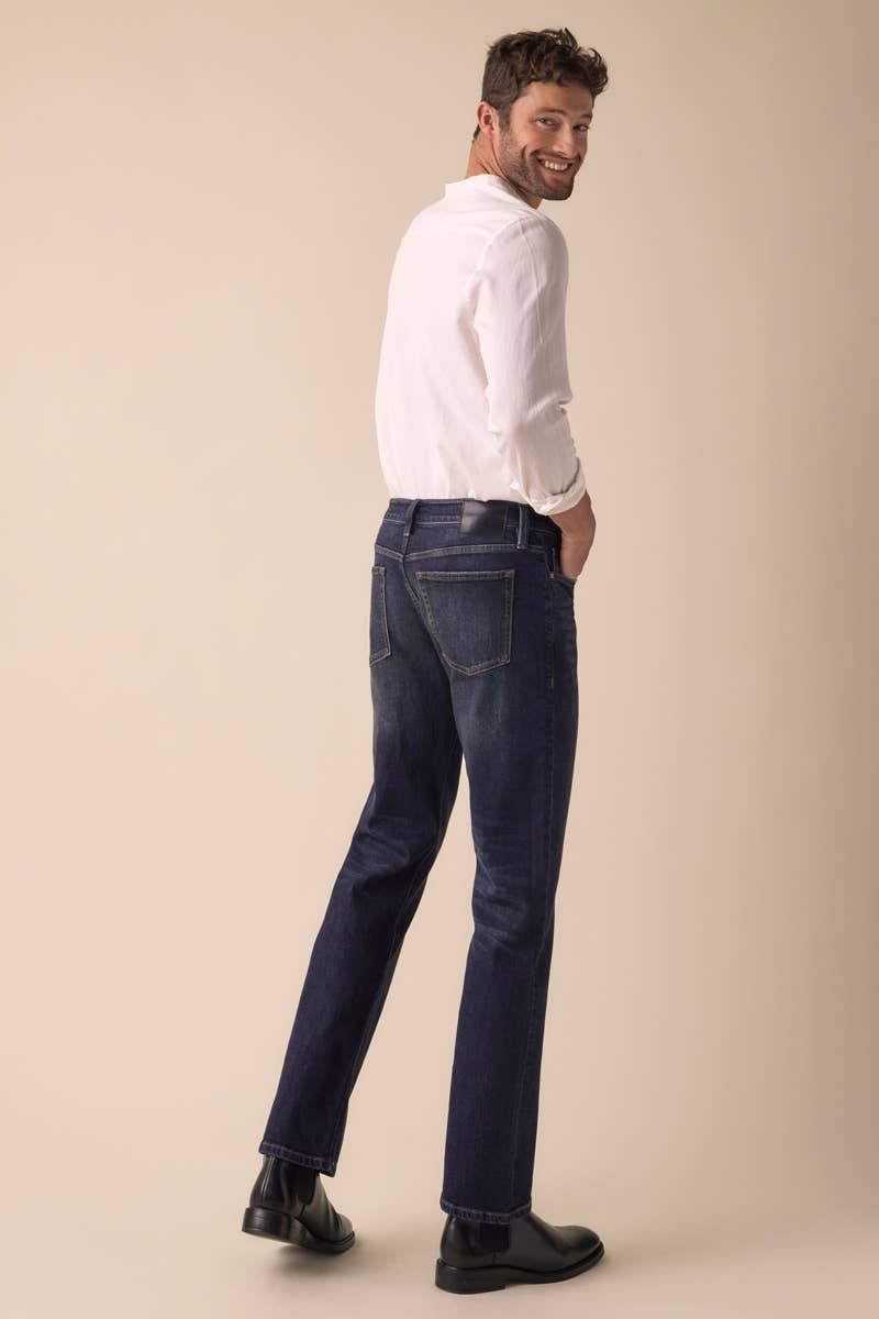 Kan-Kan Slim Straight Jeans