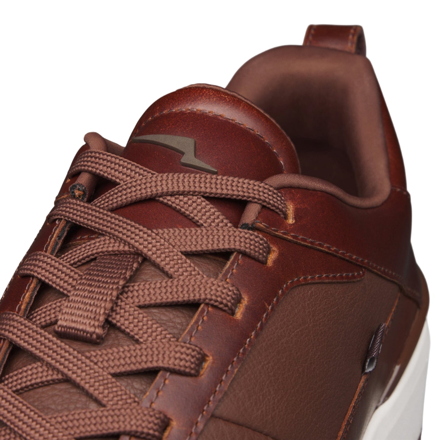 Wolf & Shepherd Maple Baller One Shoe
