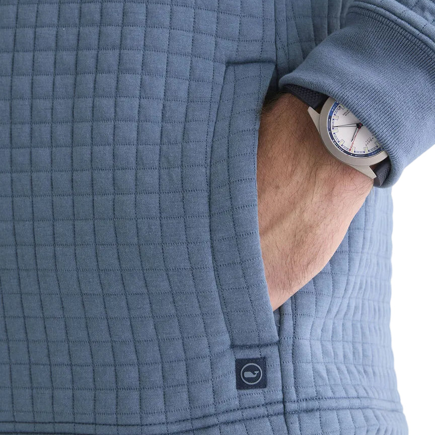 Vineyard Vines Blue Heron Quilted Navigator Quarter-Snap