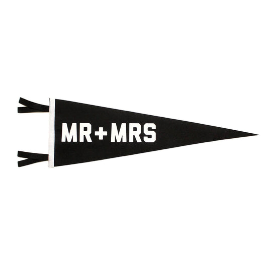 Mr + Mrs Wedding Pennant