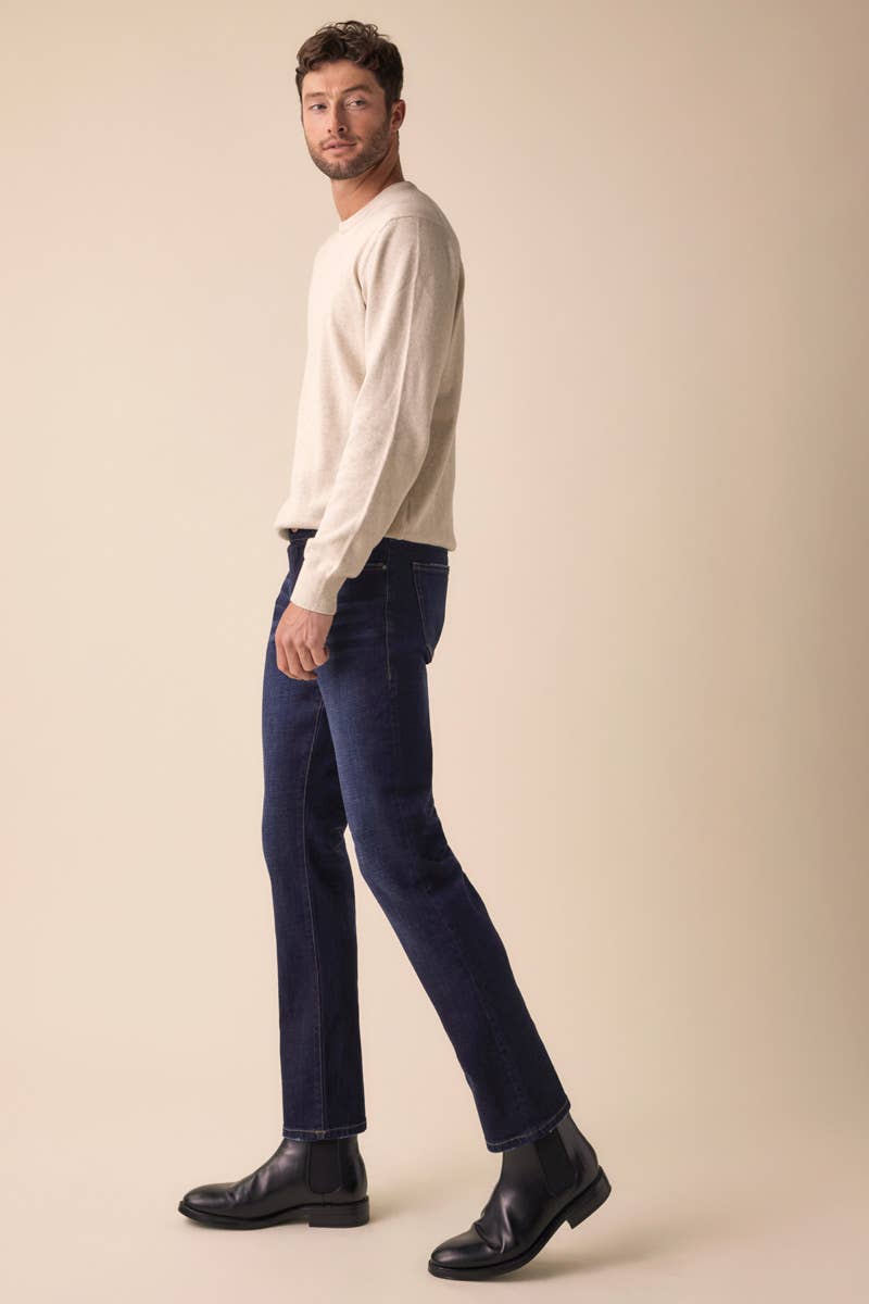 Kan-Kan Slim Straight Jeans