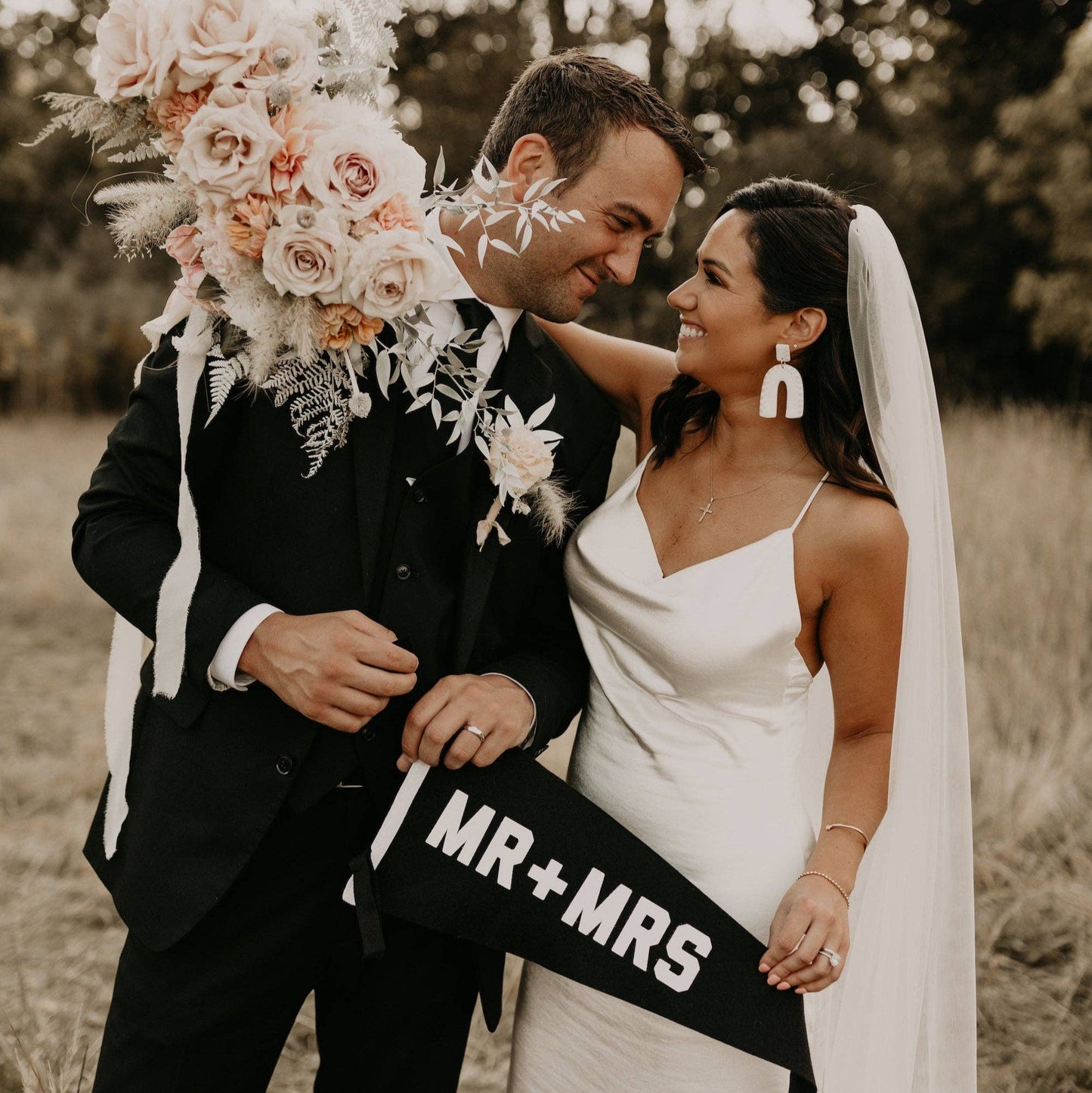 Mr + Mrs Wedding Pennant