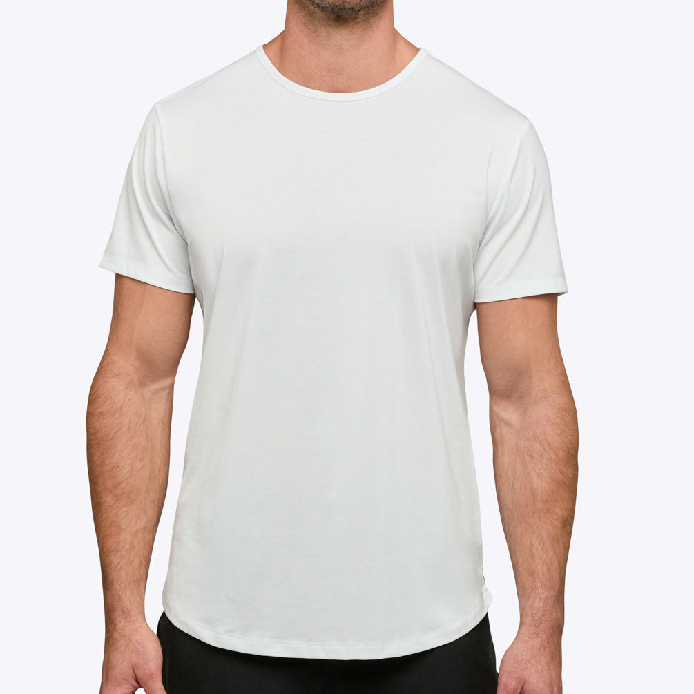 Cuts Clothing White AO Curve-Hem Tee