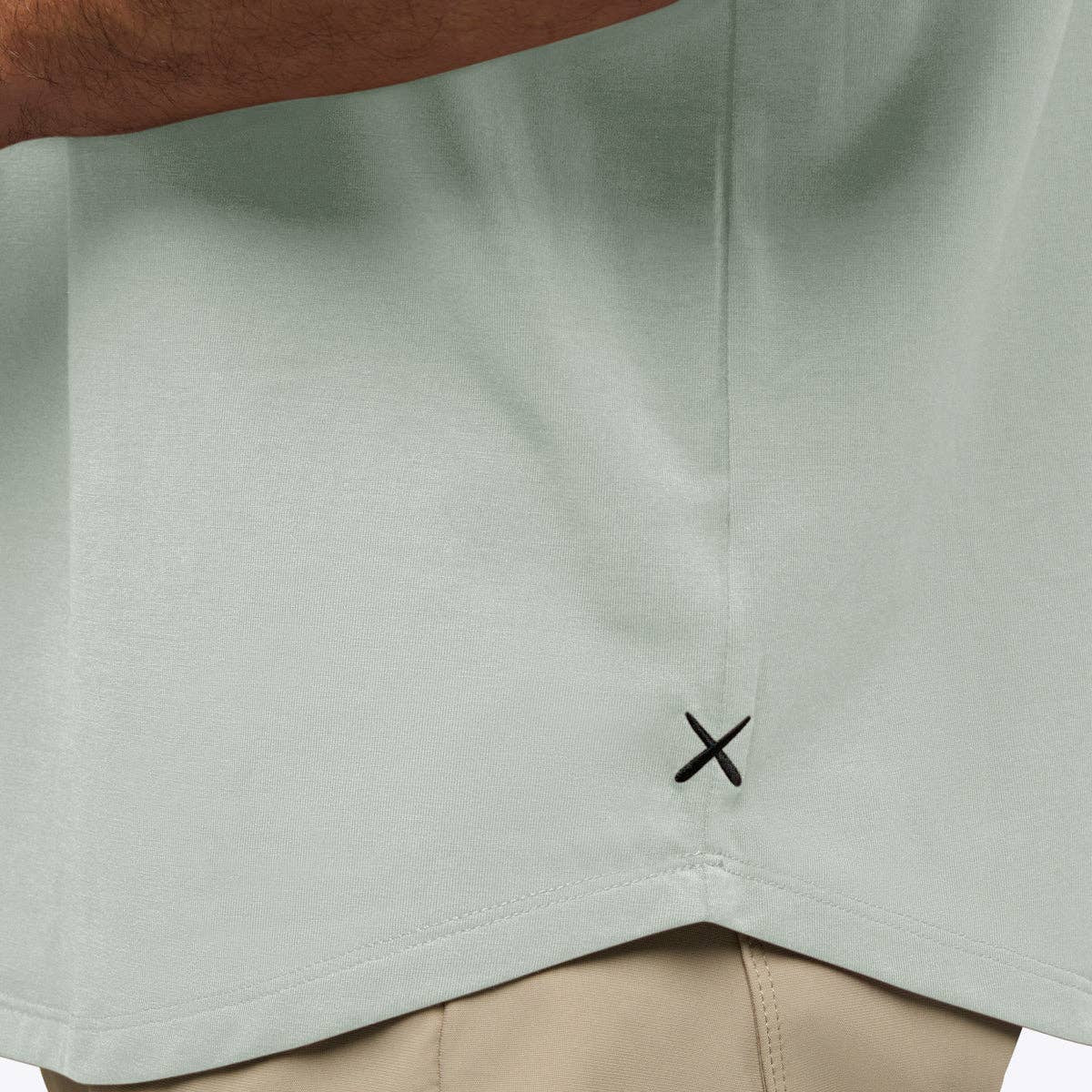 Cuts Clothing Mercury AO Curve-Hem Tee