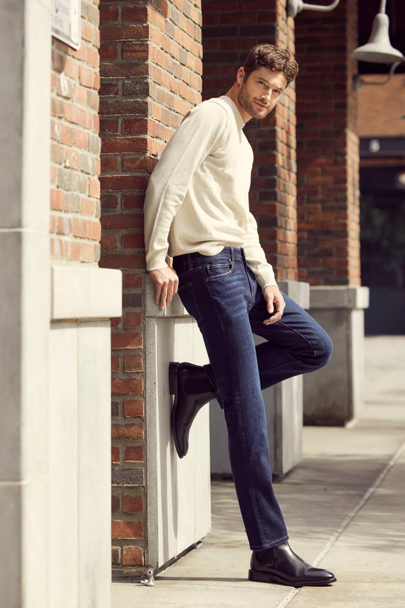 Kan-Kan Slim Straight Jeans